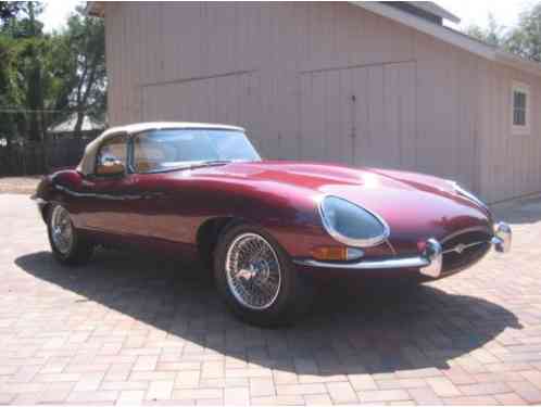 Jaguar E-Type (1964)