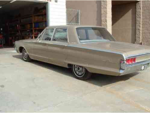 Chrysler New Yorker Stock (1965)