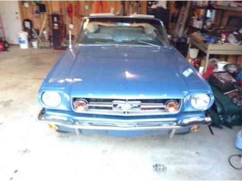 1965 Ford Mustang pony interior