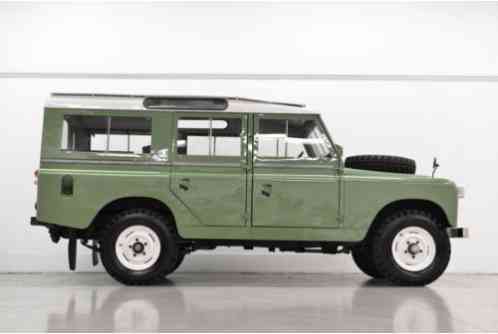 Land Rover Defender Series-IIa (1965)