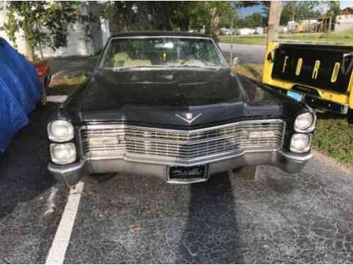 Cadillac DeVille Sedan (1966)