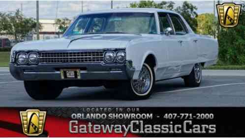 1966 Oldsmobile Ninety-Eight Luxury