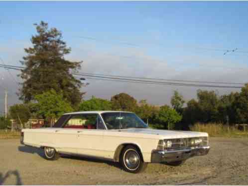 1967 Chrysler New Yorker