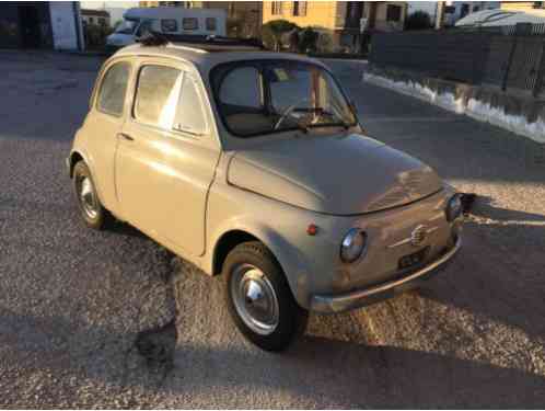 Fiat 500 Beige Chiaro with (1967)