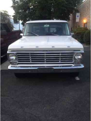 Ford F-100 Chrome (1967)