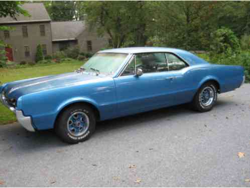 1967 Oldsmobile Cutlass Base