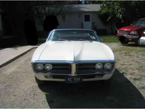 Pontiac Firebird convertible (1967)