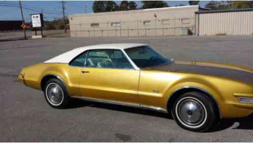 Oldsmobile Toronado 2 Door Coupe (1968)