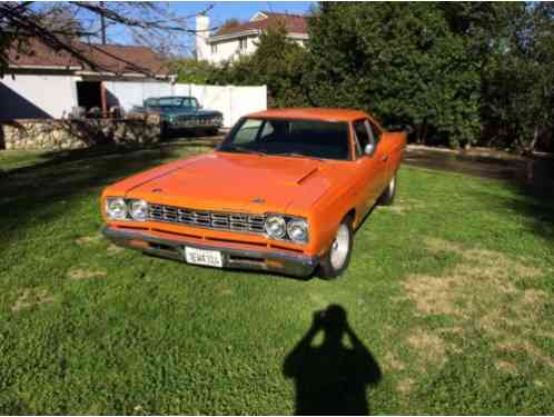 Plymouth Road Runner Roadrunner (1968)