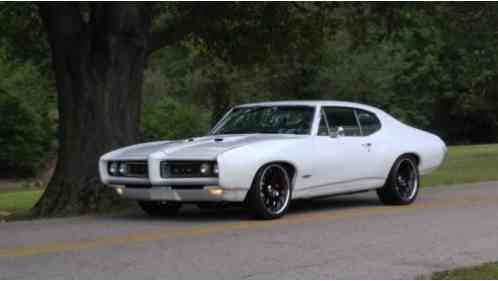 1968 Pontiac GTO COUPE