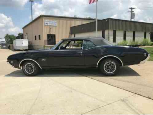 Oldsmobile 442 Convertible (1969)