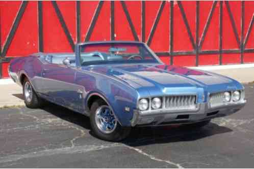 Oldsmobile Cutlass NICE INTERIOR (1969)