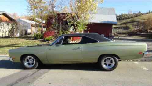 Plymouth Road Runner Base (1969)