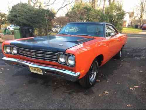 Plymouth Road Runner HARDTOP (1969)