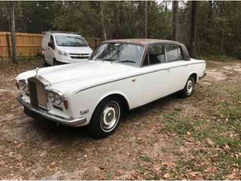 1969 Rolls-Royce Silver Shadow sedan