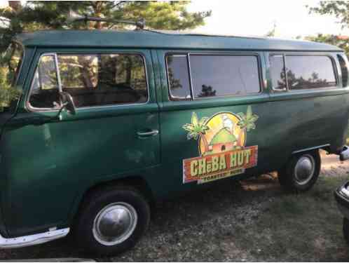 Volkswagen Bus/Vanagon Cheba Hut (1969)