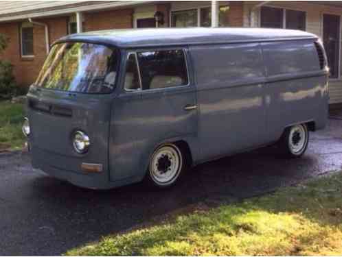 1970 Volkswagen Bus/Vanagon Bus