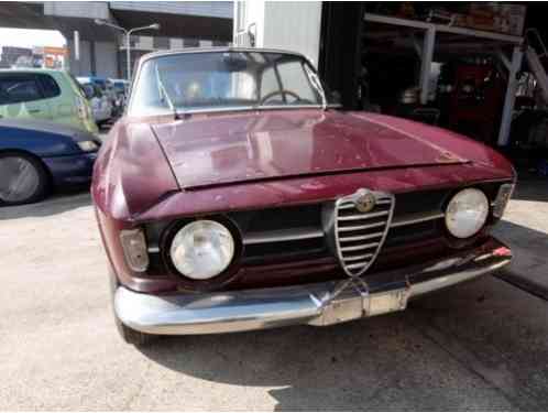 1971 Alfa Romeo 1300GT Junior 2-door