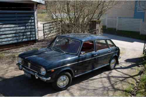 Austin Maxi Red Vinyl (1971)