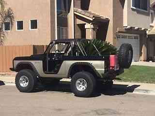 Ford Bronco Custom (1971)