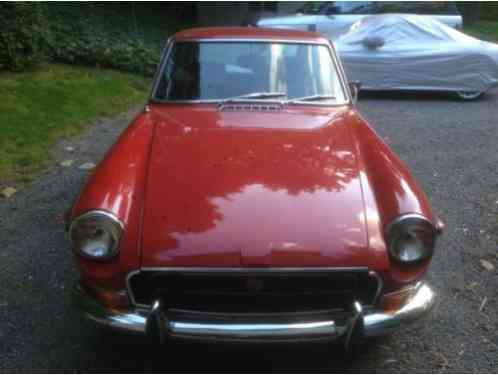 1971 MG MGB Coupe/hatchback