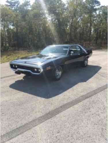 Plymouth Road Runner ROADRUNNER (1971)