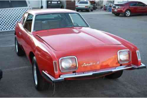 1971 Studebaker Avanti II