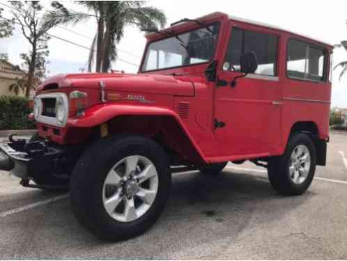 Toyota Land Cruiser FJ40 (1971)