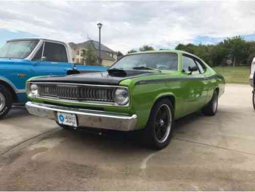Plymouth Duster BASE (1972)