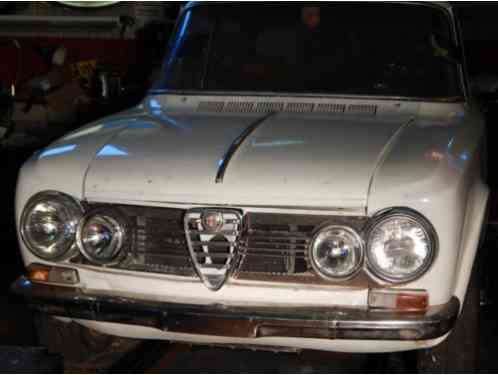 Alfa Romeo Other 4 DR (1973)