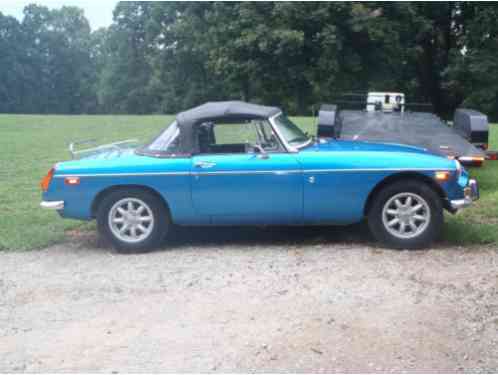 MG MGB Sierra 5 SPEED with an MGB (1973)