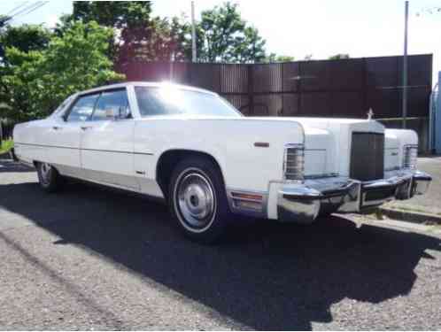 1974 Lincoln Continental Town Car