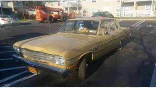 Plymouth Valiant Base (1974)