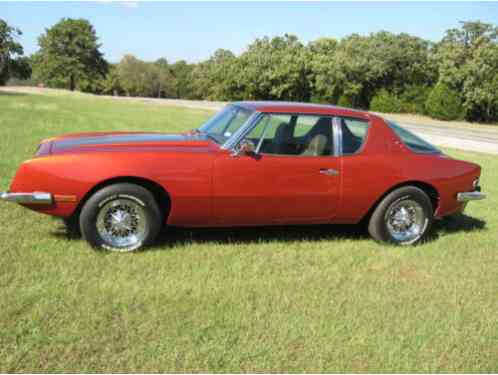 Studebaker avanti 2 (1974)