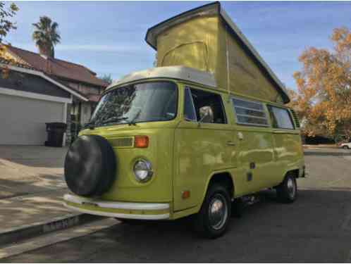 Volkswagen Bus/Vanagon Camper (1974)