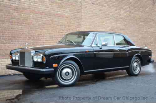 Rolls-Royce Corniche (1975)