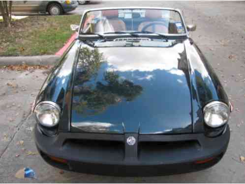 MG MGB Autumn Leaf (1976)