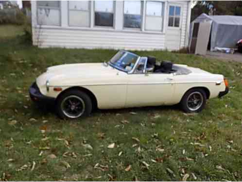 MG MGB MK IV Convertible 2-Door (1976)