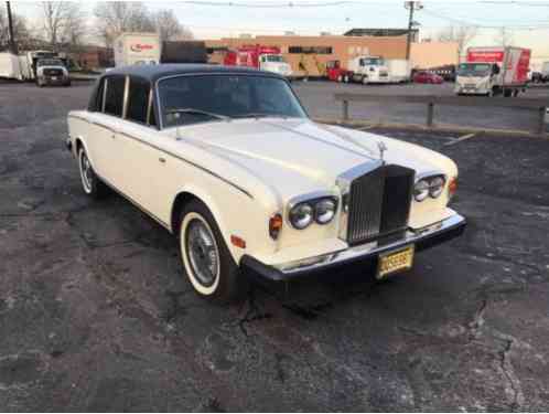 1976 Rolls-Royce Silver Shadow