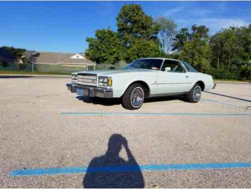 Buick Regal Landau (1977)