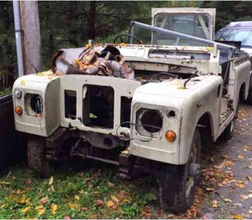 Land Rover Defender 2 Door Hardtop (1978)