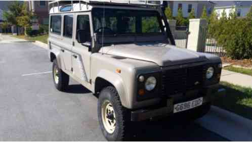 Land Rover Defender County (1980)