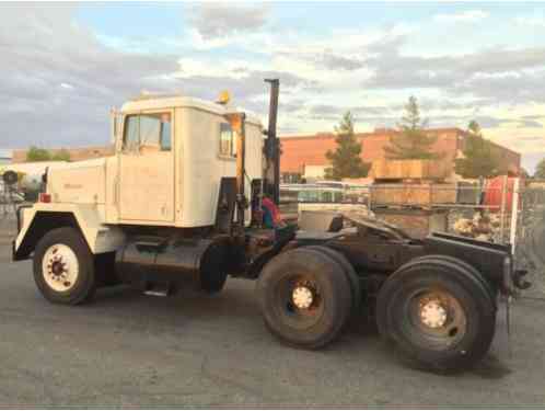 1980 Other Makes M915-A1 Semi Tractor