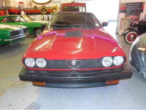 Alfa Romeo GTV See Photos (1981)