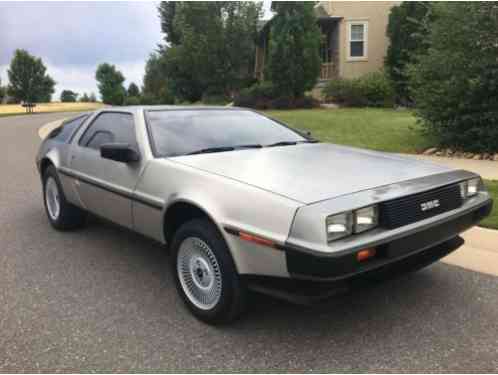 1981 DeLorean DMC 12