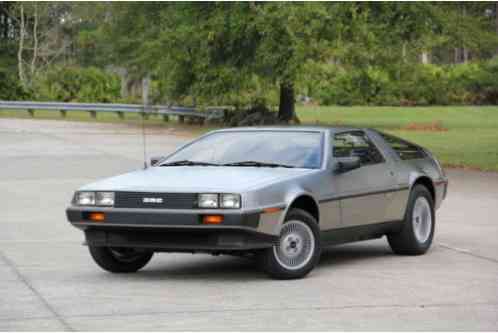 1981 DeLorean DMC 12 Base Coupe 2-Door