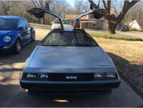 DeLorean DMC 12 Base Coupe 2-Door (1981)