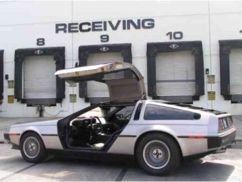 DeLorean DMC-12 Stainless Steel (1981)