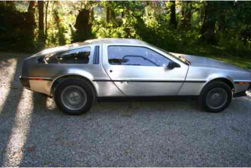 DeLorean DMC 12 (1981)