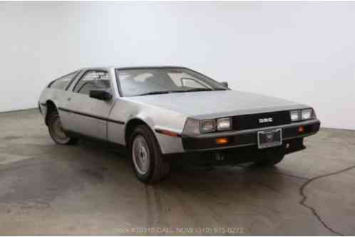 DeLorean DMC-12 (1981)